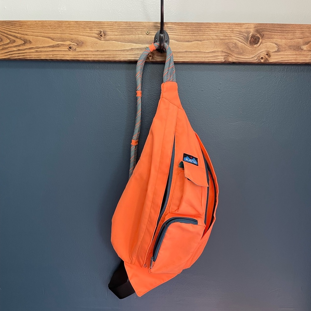 Kavu rope sling bag